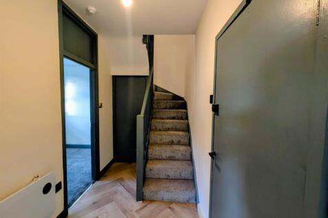 WhatsApp Image 2025-11-21 at 15.22.23_886a7457.jpg