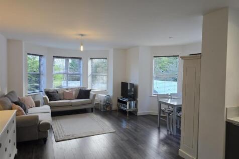 WhatsApp Image 2025-12-11 at 15.21.12_f39e0c5c.jpg