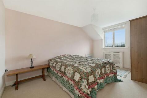 16LewisMews12.jpg