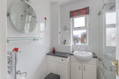 7Gatecombe11.jpg