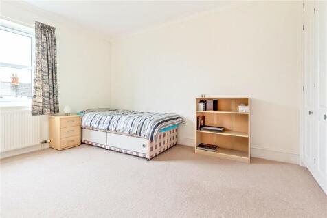 Bedroom 4 - 1