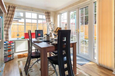 Sitting/Dining Room
