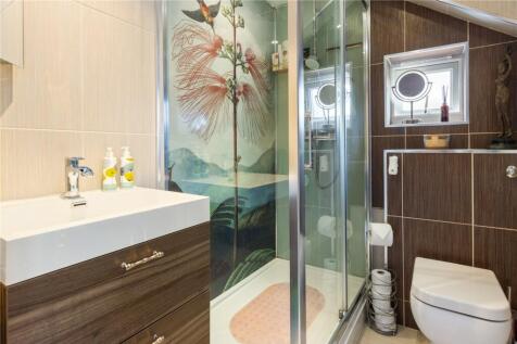 Ensuiet Shower Room