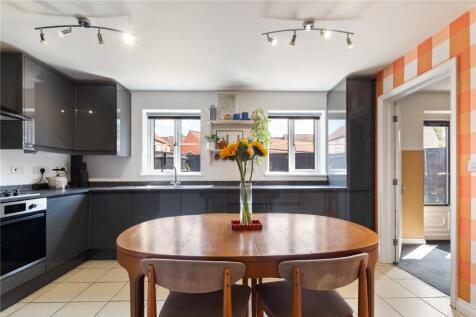 Kitchen 3