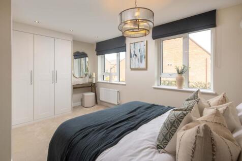 FranklinGardens_Newman_Main bedroom