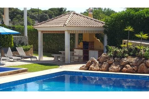 Pool area