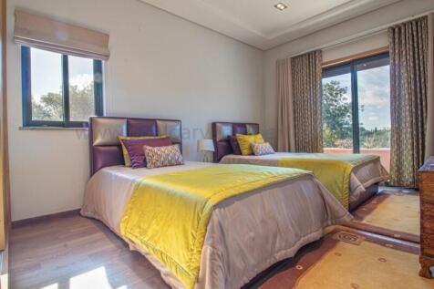 bedroom1