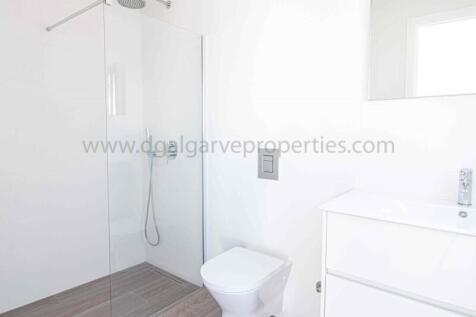 bathroom2