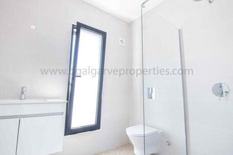 bathroom4