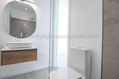 bathroom1