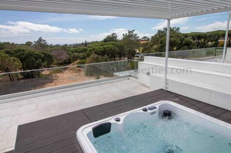 jacuzzi