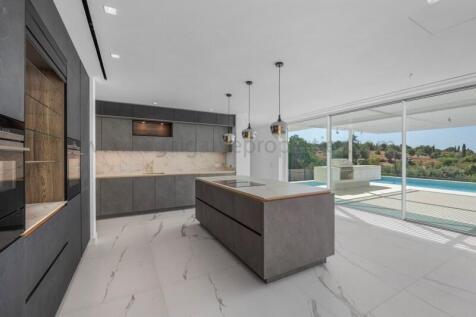 loule-almancil-newconstruction-design-contemporary