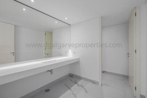 loule-almancil-newconstruction-design-contemporary