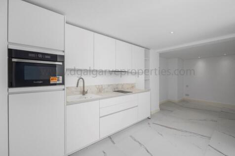 loule-almancil-newconstruction-design-contemporary