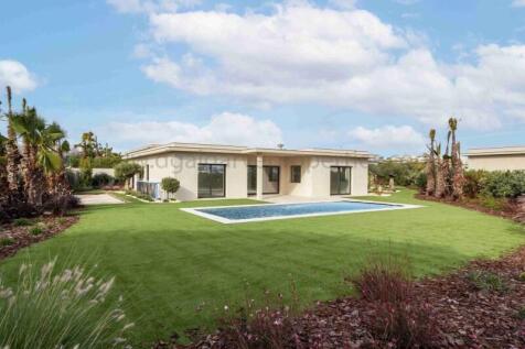 newvilla-faro-pool-spacious-views-riaformosa