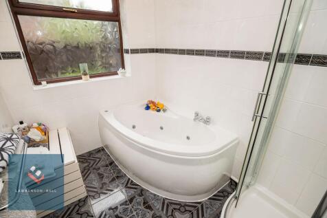 Ground Floor Bathroom