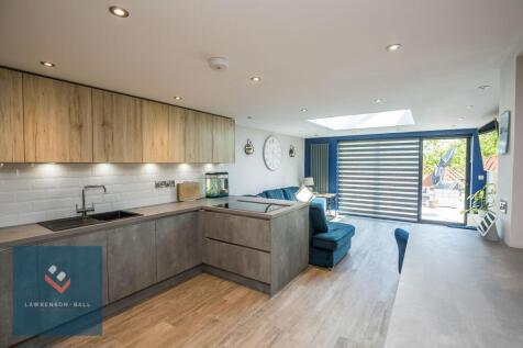 Open Plan Kitchen/Family Room