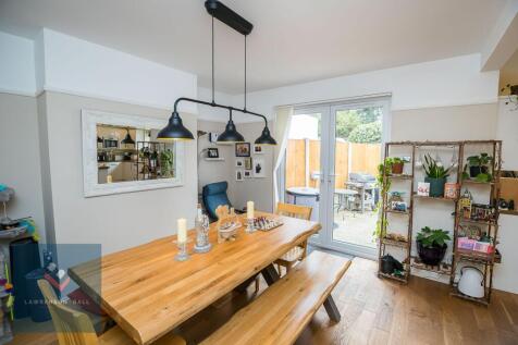 Open Plan Kitchen/Dining/Family Room