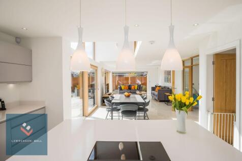 Family/Dining Room