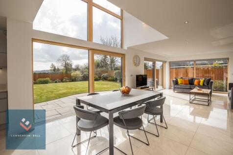 Family/Dining Room