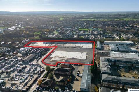 Gatehouse Close  Aylesbury5 v2.jpg