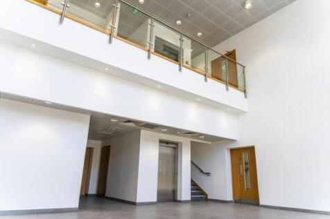 Tritax Unit 2 Symmetry Park Aston Clinton 281025 14.jpg