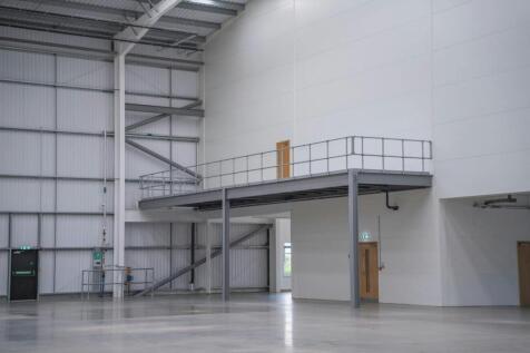 Tritax Unit 2 Symmetry Park Aston Clinton 281025 23.jpg