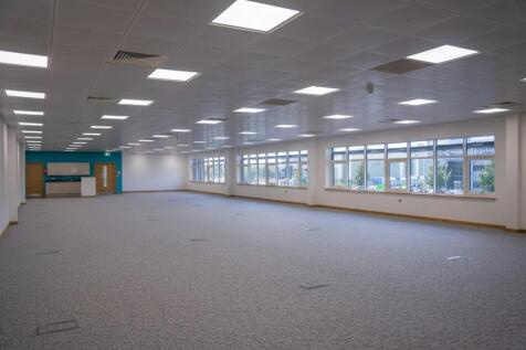 Tritax Unit 2 Symmetry Park Aston Clinton 281025 28.jpg