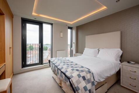 Principal Bedroom