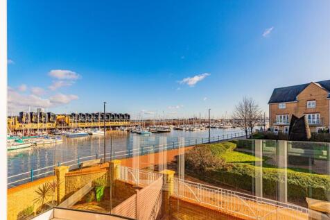 Balcony &amp; View