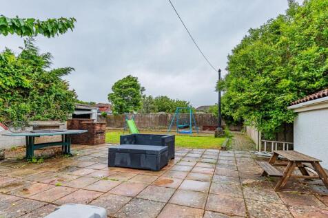 Smithies Avenue 29-32.jpg