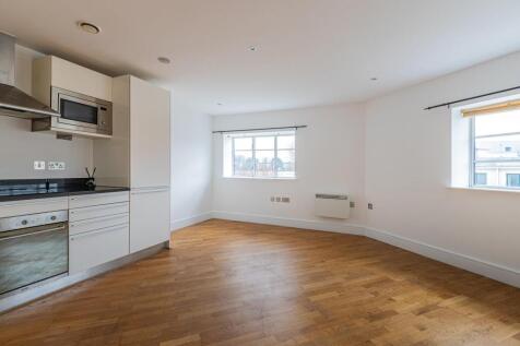 Lounge Kitchen