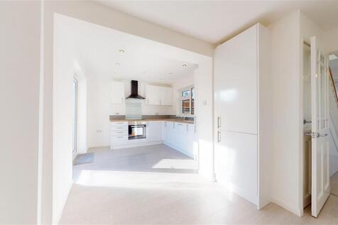 Kitchen diner 1
