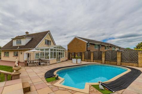 Wimbourne Crescent 14-7.jpg