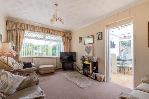 Wimbourne Crescent 14-33.jpg