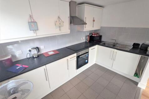 Kitchen (2).jpg