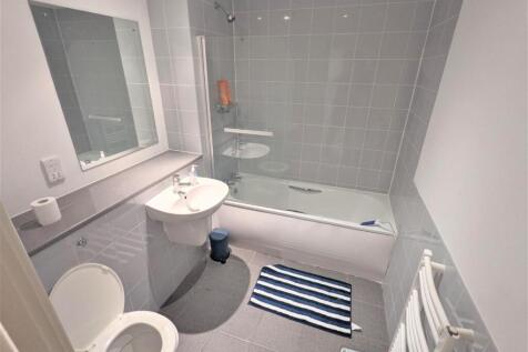 Bathroom.jpg