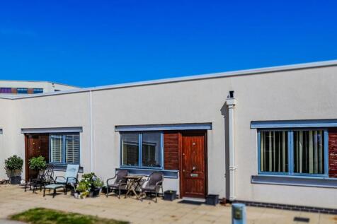 29 The Courtlands-11.jpg