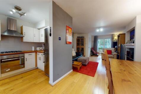Lounge - Kitchen.jpg