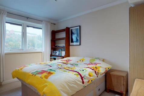 Bedroom 2.jpg