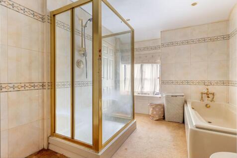 Bathroom-2.jpg