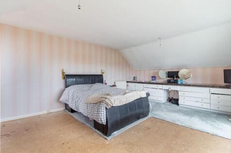 Bedroom-1-2.jpg