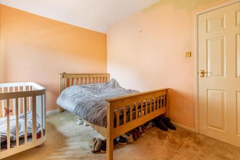 Bedroom-2-2.jpg