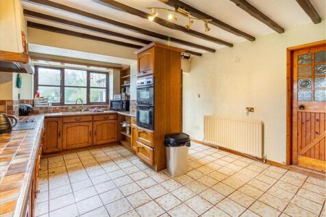 Kitchen-2.jpg