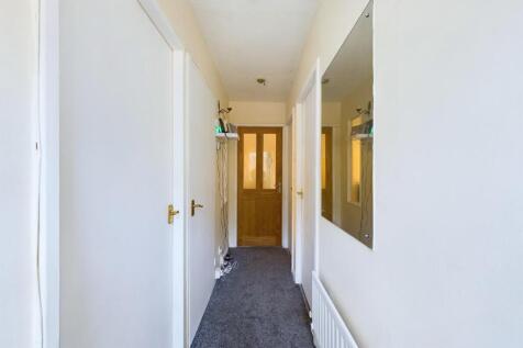CAM04106G0-PR0072-STILL017.jpg