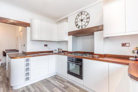 Kitchen-4.jpg