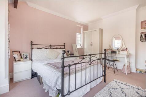 Bedroom-2-2.jpg