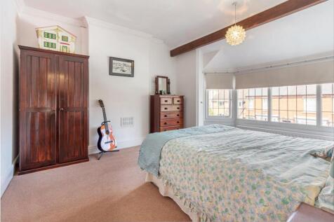 Bedroom-3-1.jpg