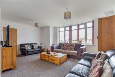 Living-Room-3.jpg