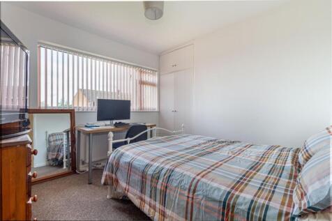 Bedroom-3-1.jpg
